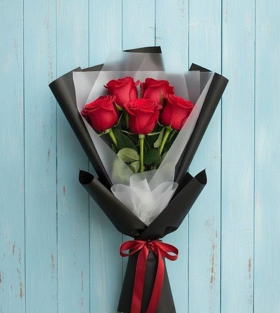 Букет цветов из: Розы в Абакане